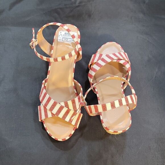 BRAND NEW AEROSOLES WOMEN'S PASTEL WEDGE SANDAL - Picture 4 of 15